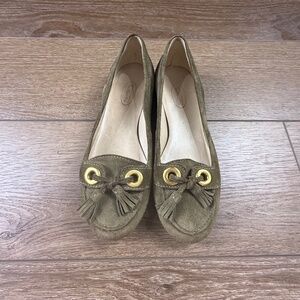 Talbots Women's Green Suede Slip-On Flat Tassel Size 7.5 Fall Holiday